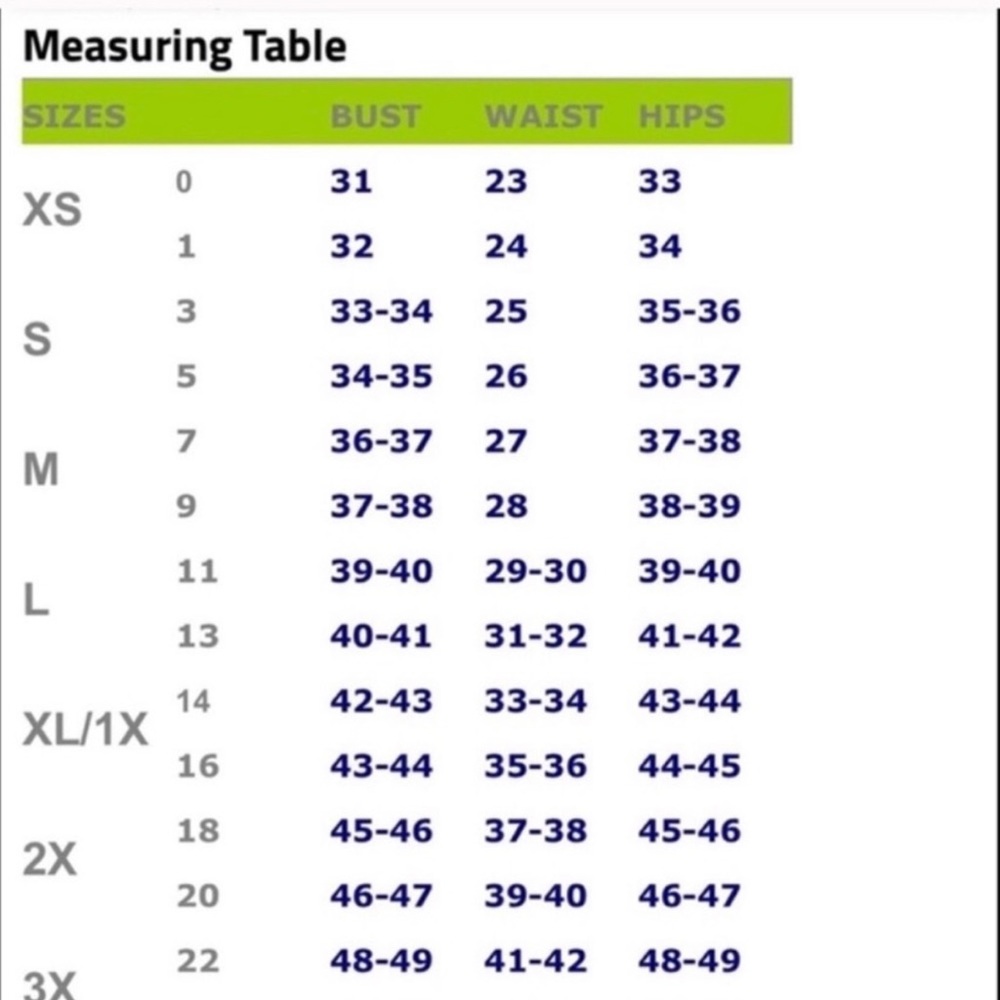 📁. Boho Black Floral Choker Style flowy top - Picture 7 of 8